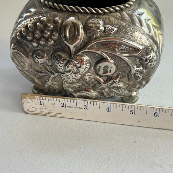 Open Salt Cellar Dish Repousse Floral Design 5.5"x6" - Picture 11 of 15